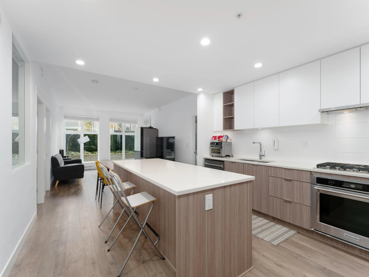 Kitchen Photo of 119 750 Dogwood Street, Coquitlam, BC
