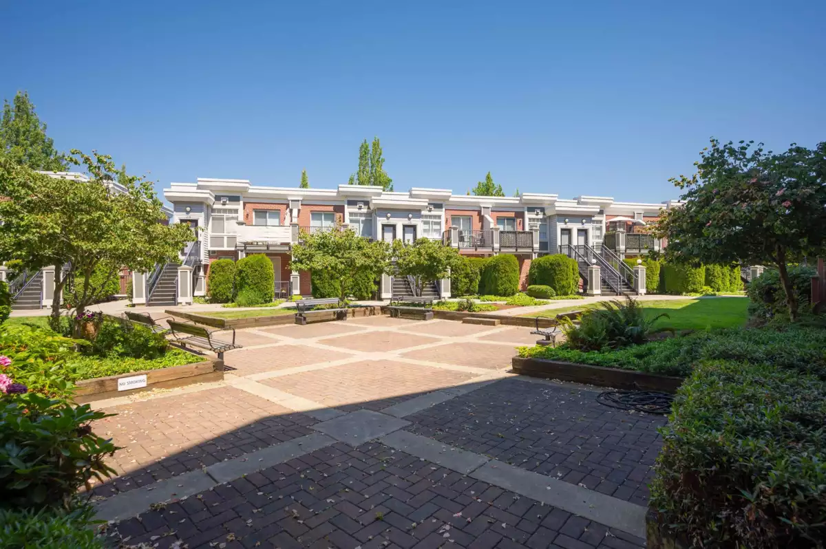 Hot Tub / Spa Photo of 330 5660 201a Street, Langley, BC