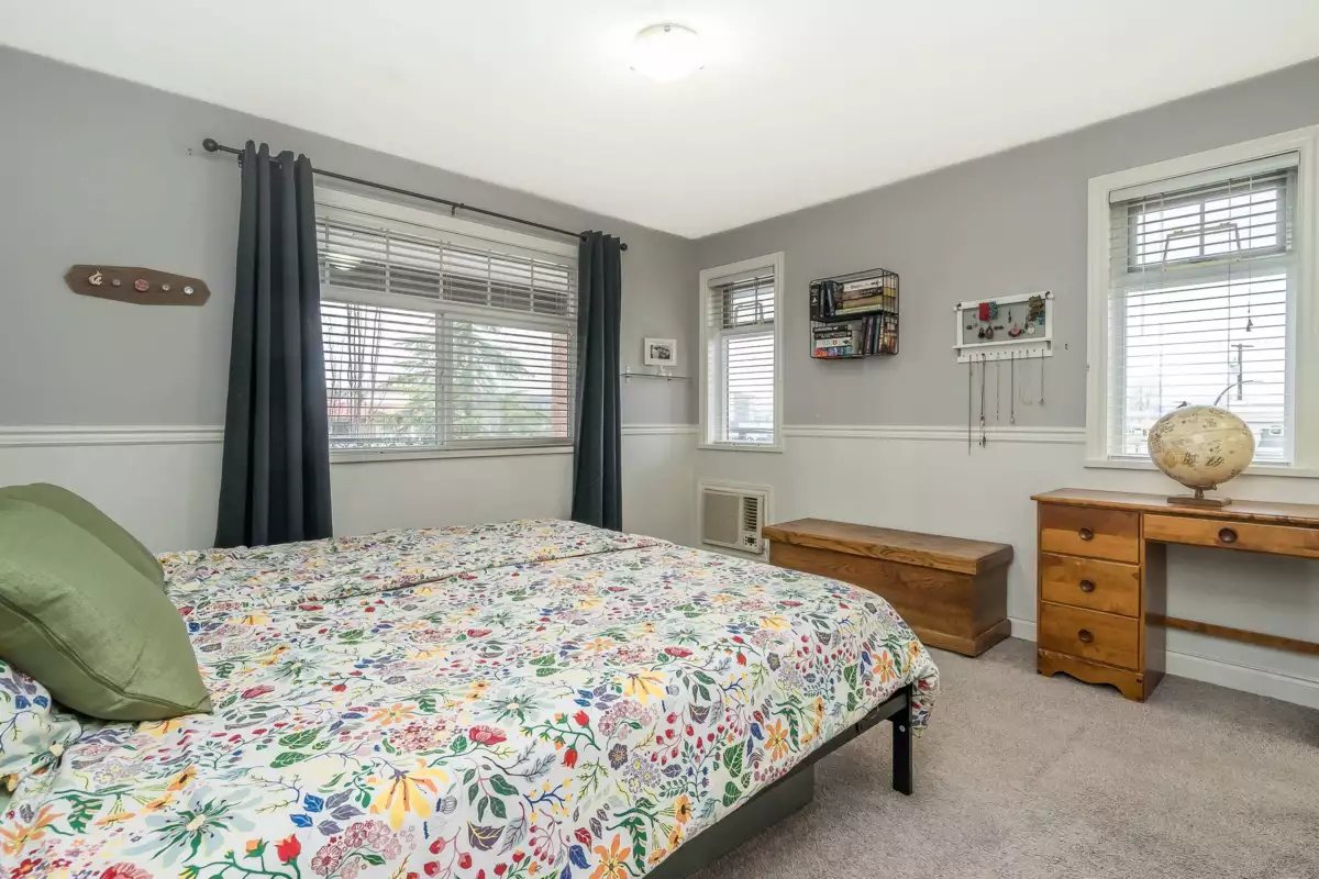 Laundry Room Photo of 330 5660 201a Street, Langley, BC