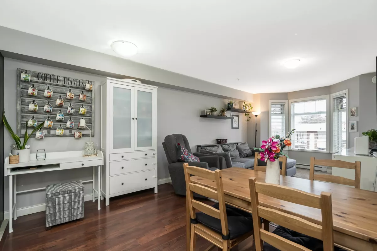 Walk-In Closet Photo of 330 5660 201a Street, Langley, BC