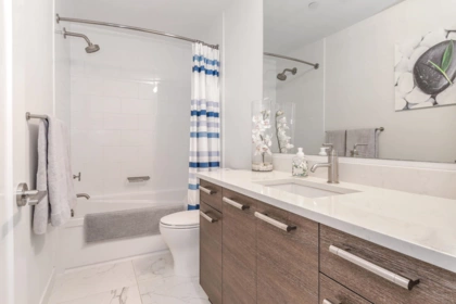 Guest Bathroom Photo of 403 33540 Mayfair Avenue, Abbotsford, BC