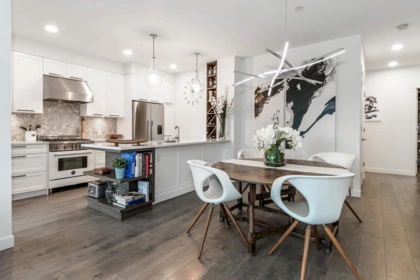 Kitchen Photo of 403 33540 Mayfair Avenue, Abbotsford, BC