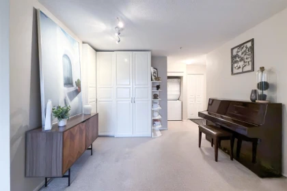 Powder Room Photo of 407 9200 Ferndale Road, Richmond, BC