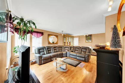 Breakfast Nook Photo of 10846 129 Street Street, Surrey, BC