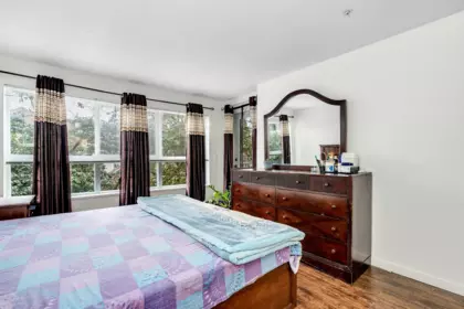 Walk-In Closet Photo of 308 9688 148 Street, Surrey, BC