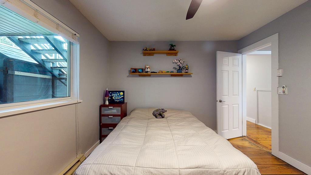 Bedroom 4 Photo of 5567 Calli Place, Sechelt, BC