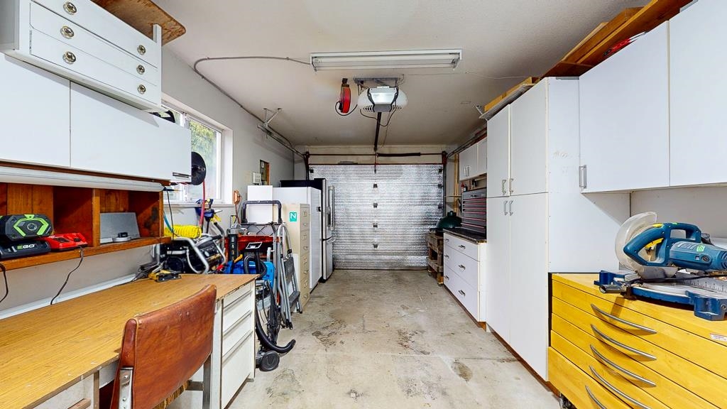 Front Yard Photo of 5567 Calli Place, Sechelt, BC