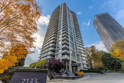 209 2133 Douglas Road, Burnaby, BC, Burnaby — Apartment/Condo for sale