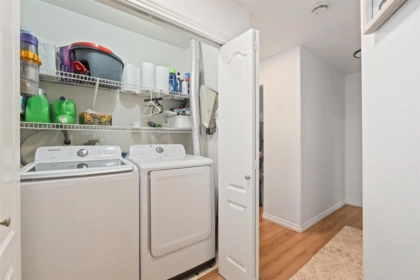 Guest Bathroom Photo of 27111 122 Avenue, Maple Ridge, BC