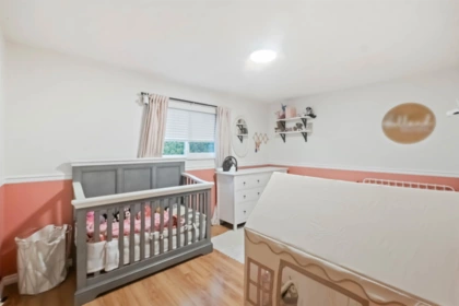 Laundry Room Photo of 27111 122 Avenue, Maple Ridge, BC