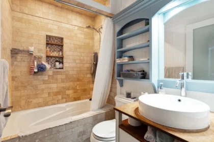 Laundry Room Photo of 307 980 W 22nd Avenue, Vancouver, BC