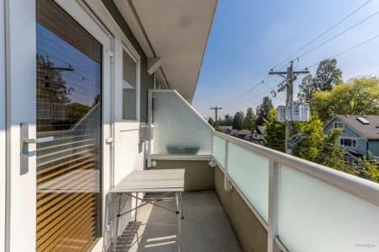 Walk-In Closet Photo of 307 980 W 22nd Avenue, Vancouver, BC