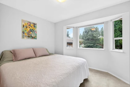 Garden / Landscaping Photo of 885 165 Street, Surrey, BC