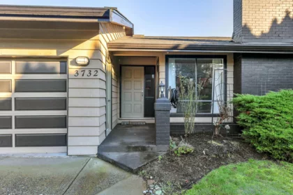 3732 Dundee Place, Abbotsford, BC, Abbotsford — Single Family Residence for sale