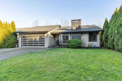 3732 Dundee Place, Abbotsford, BC, Abbotsford — Single Family Residence for sale