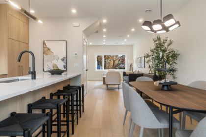 Office / Den Photo of 2 1937 Templeton Drive, Vancouver, BC