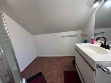 Hot Tub / Spa Photo of 10 4788 57 Street, Delta, BC
