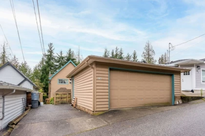 Garage Interior Photo of 628 E 21st Street, North Vancouver, BC