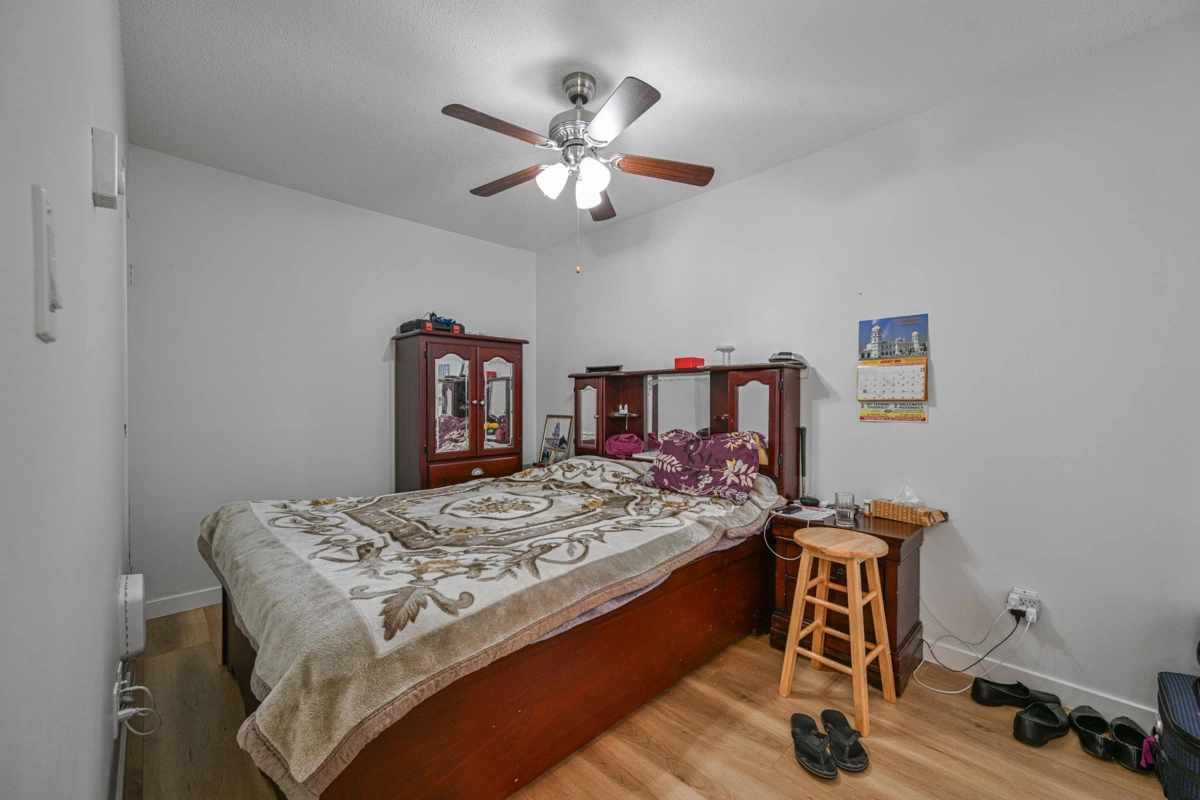 Powder Room Photo of 190 32550 Maclure Road, Abbotsford, BC
