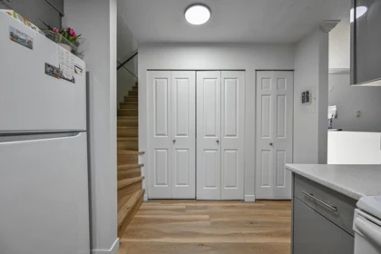 Breakfast Nook Photo of 190 32550 Maclure Road, Abbotsford, BC