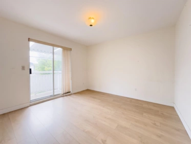 Basement Recreation Room Photo of 3630 Cambridge Street, Vancouver, BC
