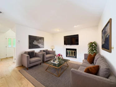 3630 Cambridge Street, Vancouver, BC, Hastings Sunrise — 4 bed single family residence for sale