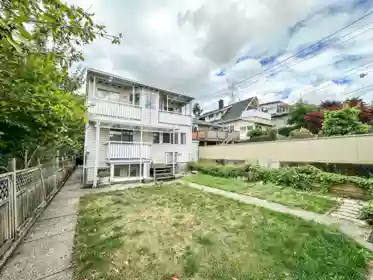 Hot Tub / Spa Photo of 3630 Cambridge Street, Vancouver, BC