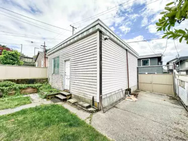Outdoor Kitchen Photo of 3630 Cambridge Street, Vancouver, BC