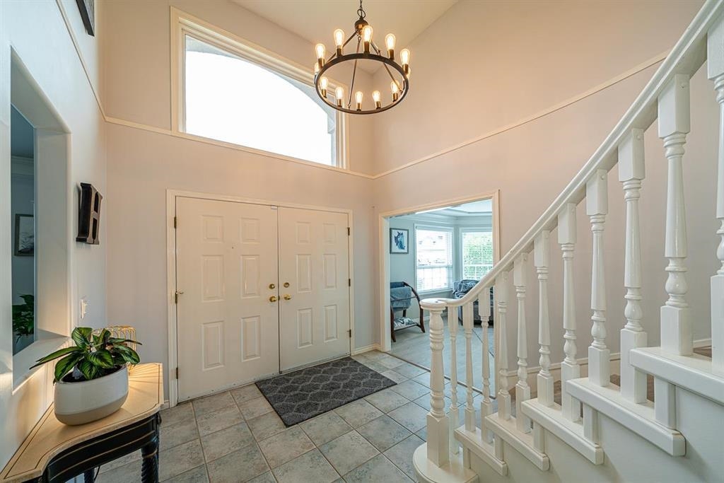 Staircase Photo of 5298 St Andrews Place, Delta, BC