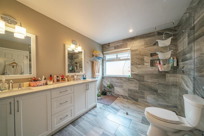 Kitchen Photo of 5298 St Andrews Place, Delta, BC