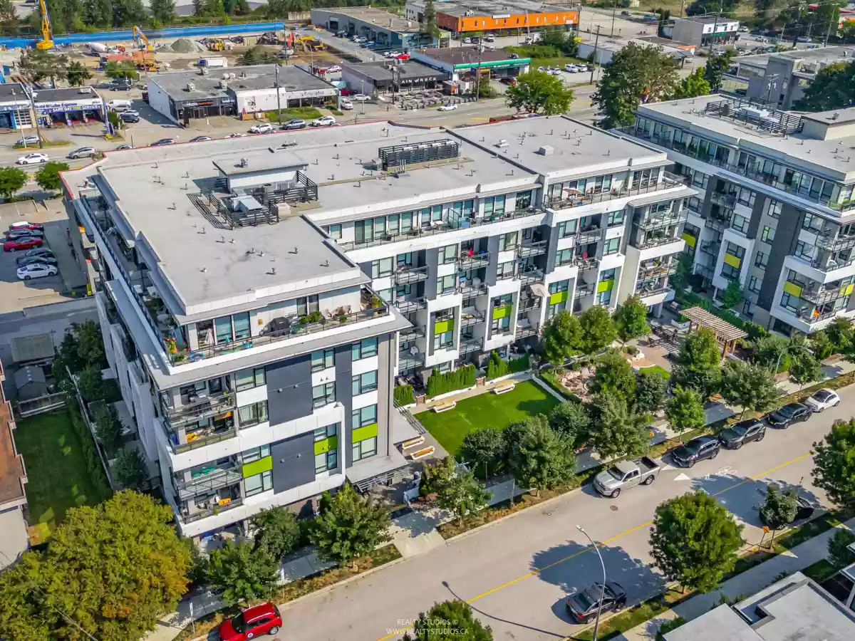 Neighborhood Park Photo Near 608 3018 St George Street, Port Moody, BC