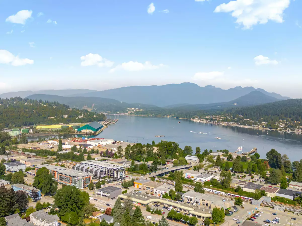 Outdoor Deck Photo of 608 3018 St George Street, Port Moody, BC