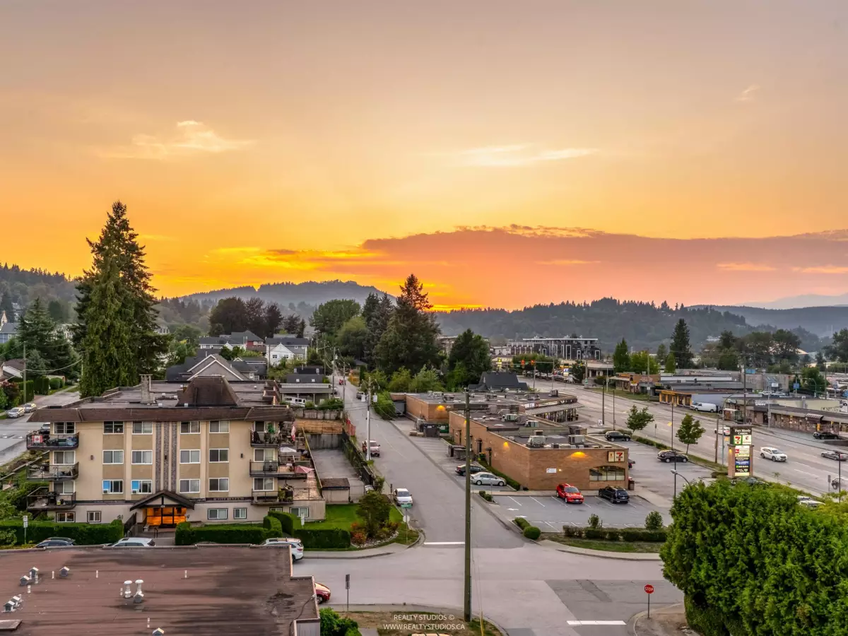 Outdoor Patio Photo of 608 3018 St George Street, Port Moody, BC