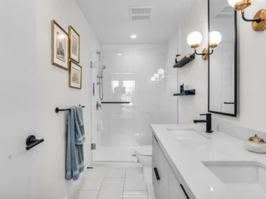 Powder Room Photo of 608 3018 St George Street, Port Moody, BC