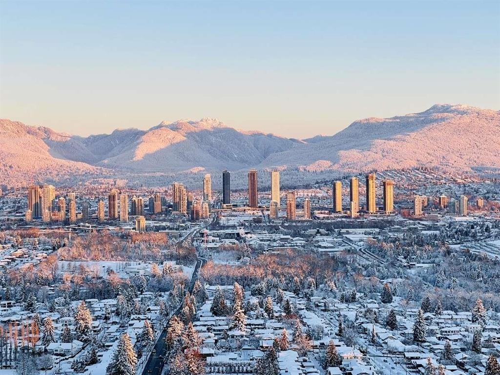 Guest Bathroom Photo of 3607 6000 Mckay Avenue, Burnaby, BC