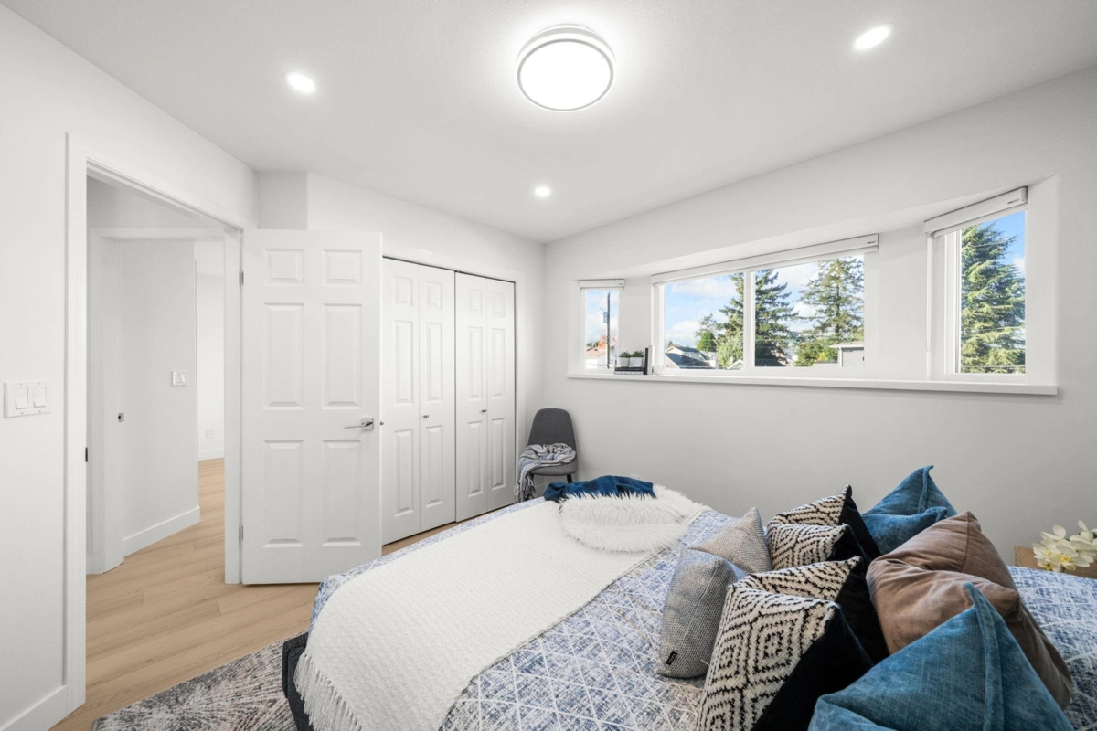 Hallway Photo of 4769 Rupert Street, Vancouver, BC