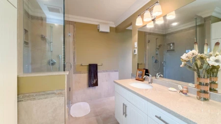 Entry Foyer Photo of 15 6177 169 Street, Surrey, BC