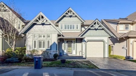 15 6177 169 Street, Surrey, BC, Cloverdale BC — 3 bed townhouse for sale