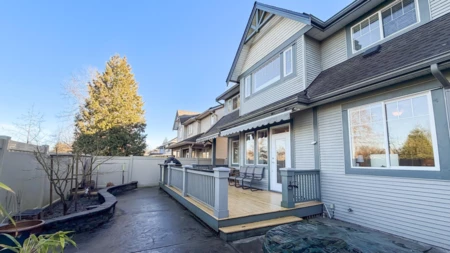 Garden / Landscaping Photo of 15 6177 169 Street, Surrey, BC