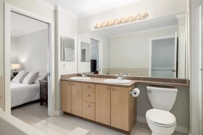 Guest Bathroom Photo of 109 15236 36 Avenue, Surrey, BC