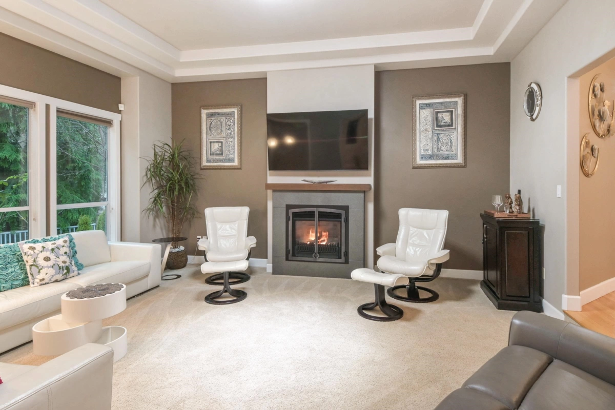 Dining Area Photo of 8099 148a Street, Surrey, BC