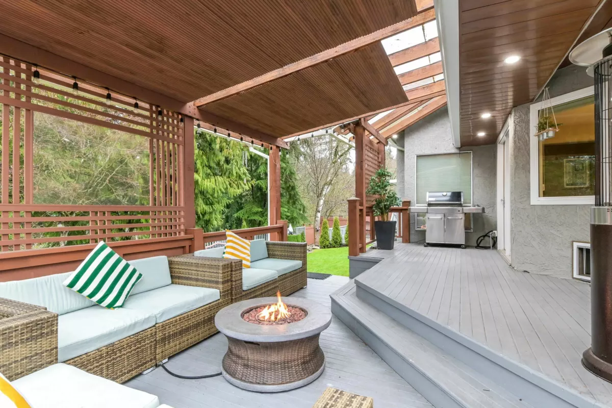 Garage Interior Photo of 8099 148a Street, Surrey, BC