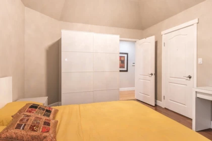 Mudroom Photo of 8099 148a Street, Surrey, BC