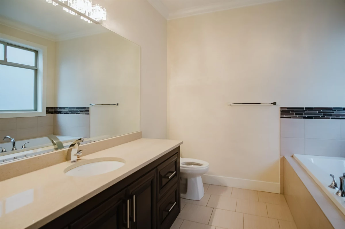 Outdoor Kitchen Photo of 20539 68th Avenue, Langley, BC