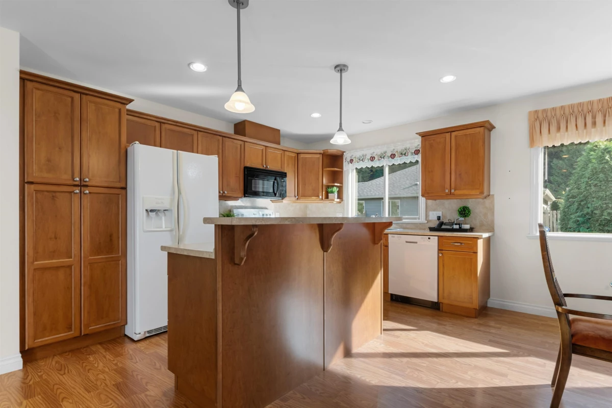 Family Room Photo of 194 46000 Thomas Road, Chilliwack, BC