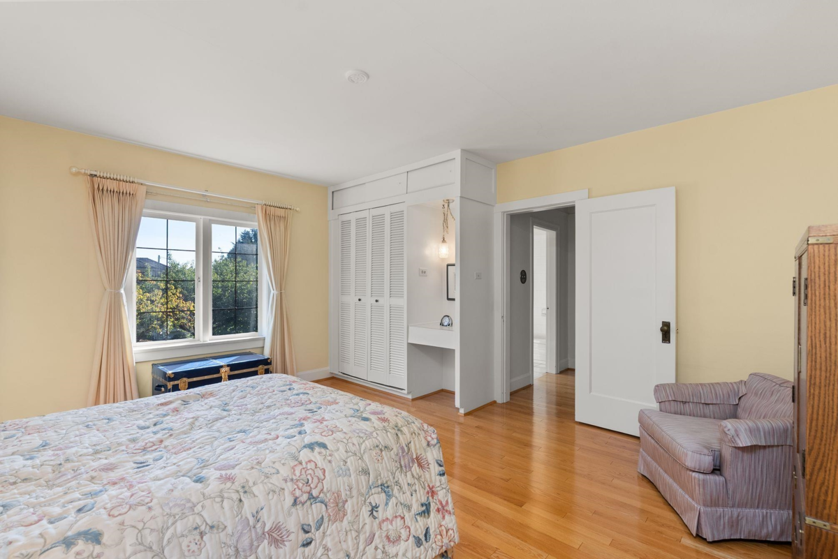 Outdoor Deck Photo of 1537 W 40th Avenue, Vancouver, BC