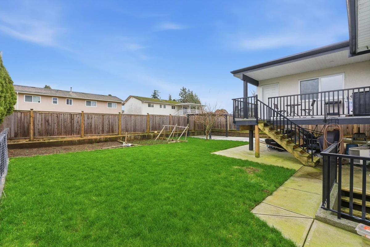 Garden / Landscaping Photo of 1460 Kaslo Court, Abbotsford, BC