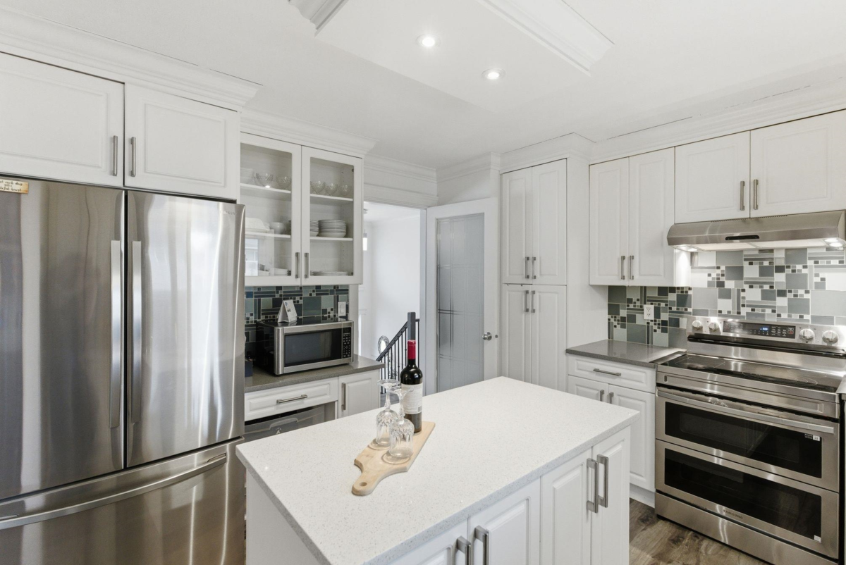 Guest Bathroom Photo of 1460 Kaslo Court, Abbotsford, BC