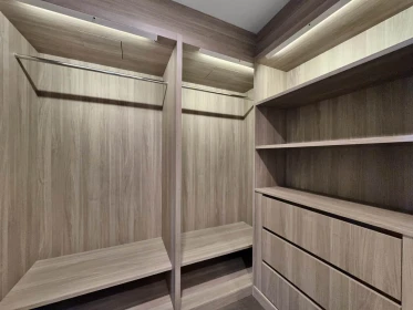 Walk-In Closet Photo of 3102 13778 100 Avenue, Surrey, BC
