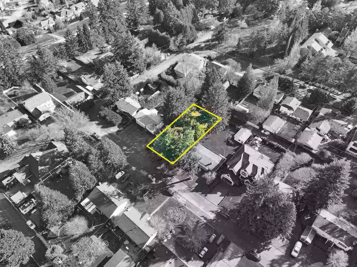 Primary Bedroom Photo of 15824 Tulip Drive, Surrey, BC